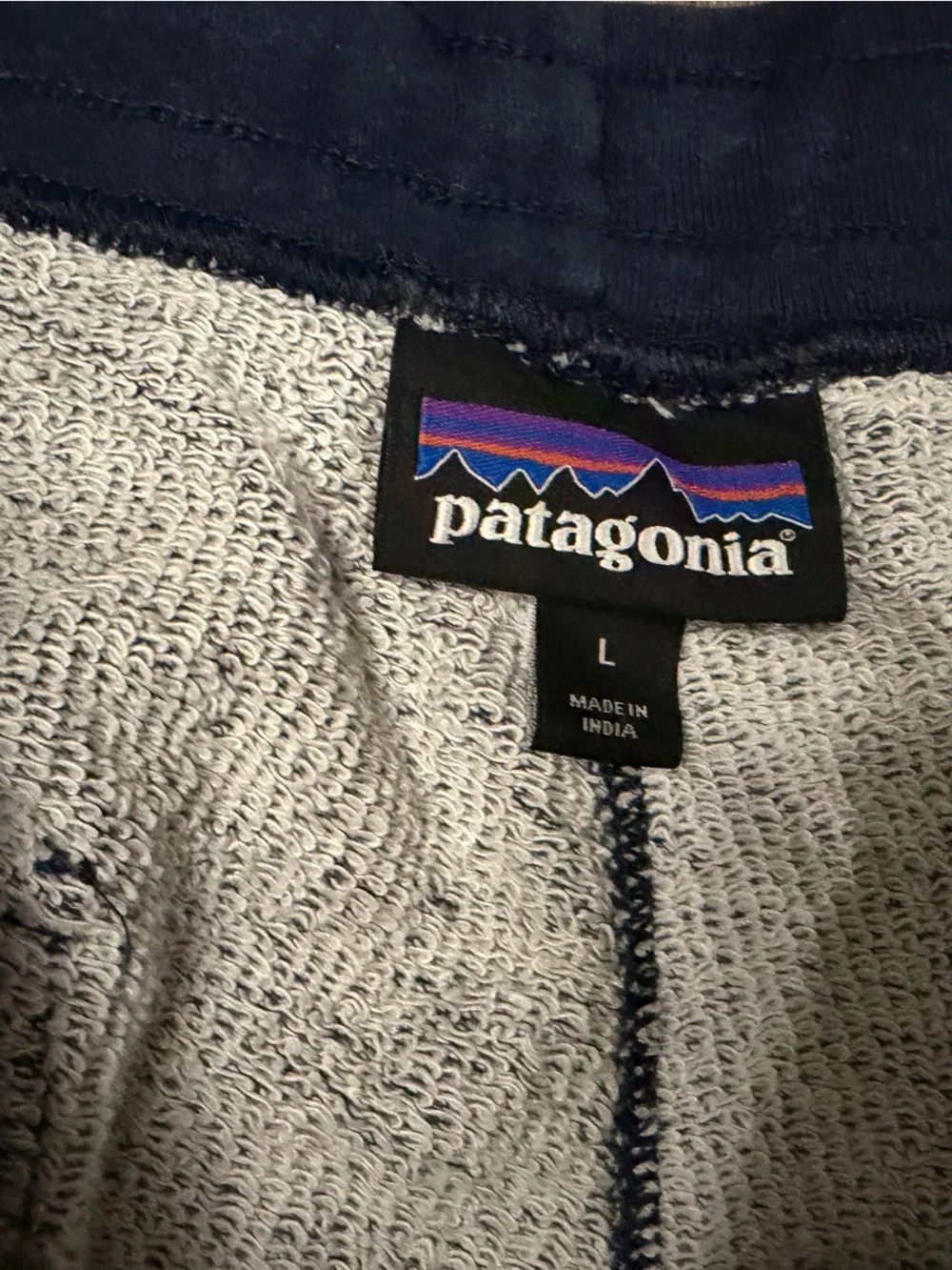 Patagonia Navy Sweat Fleece Short size L